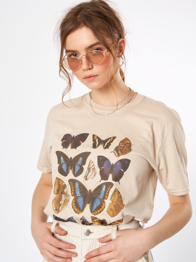 Butterflies In My Stomach Oversized T-shirt - Minga London