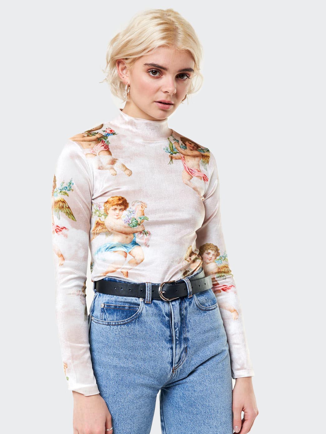 Angel Heaven Velvet Top In Beige - Minga London