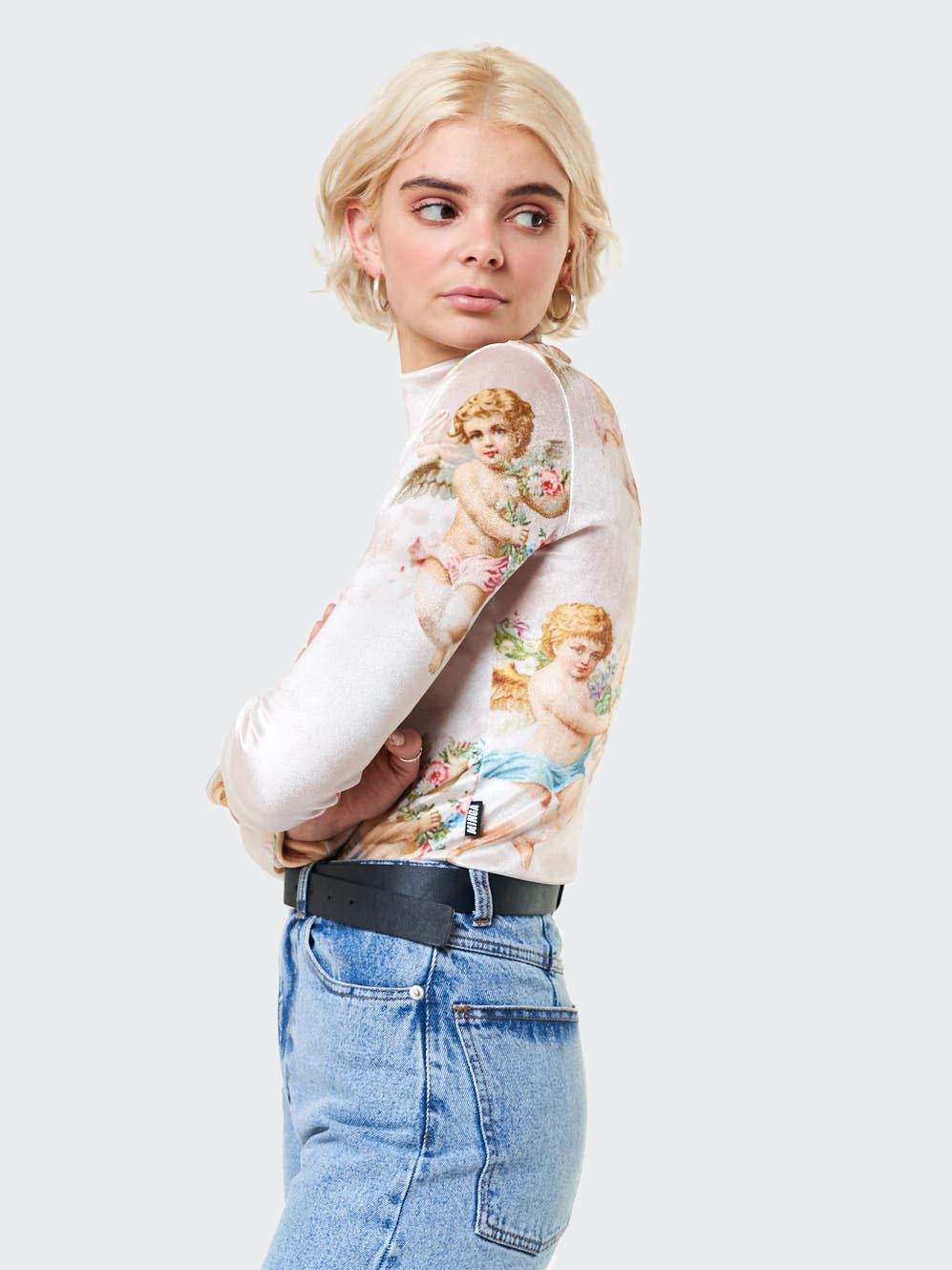 Angel Heaven Velvet Top In Beige - Minga London