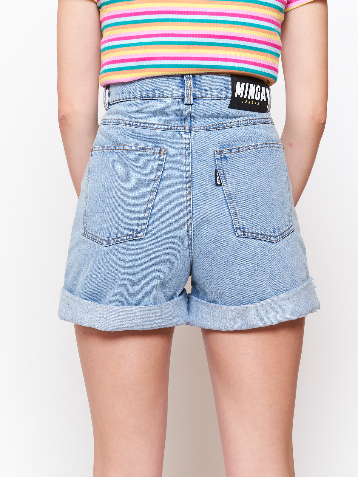 Denim Mom Shorts in Light Blue Minga 