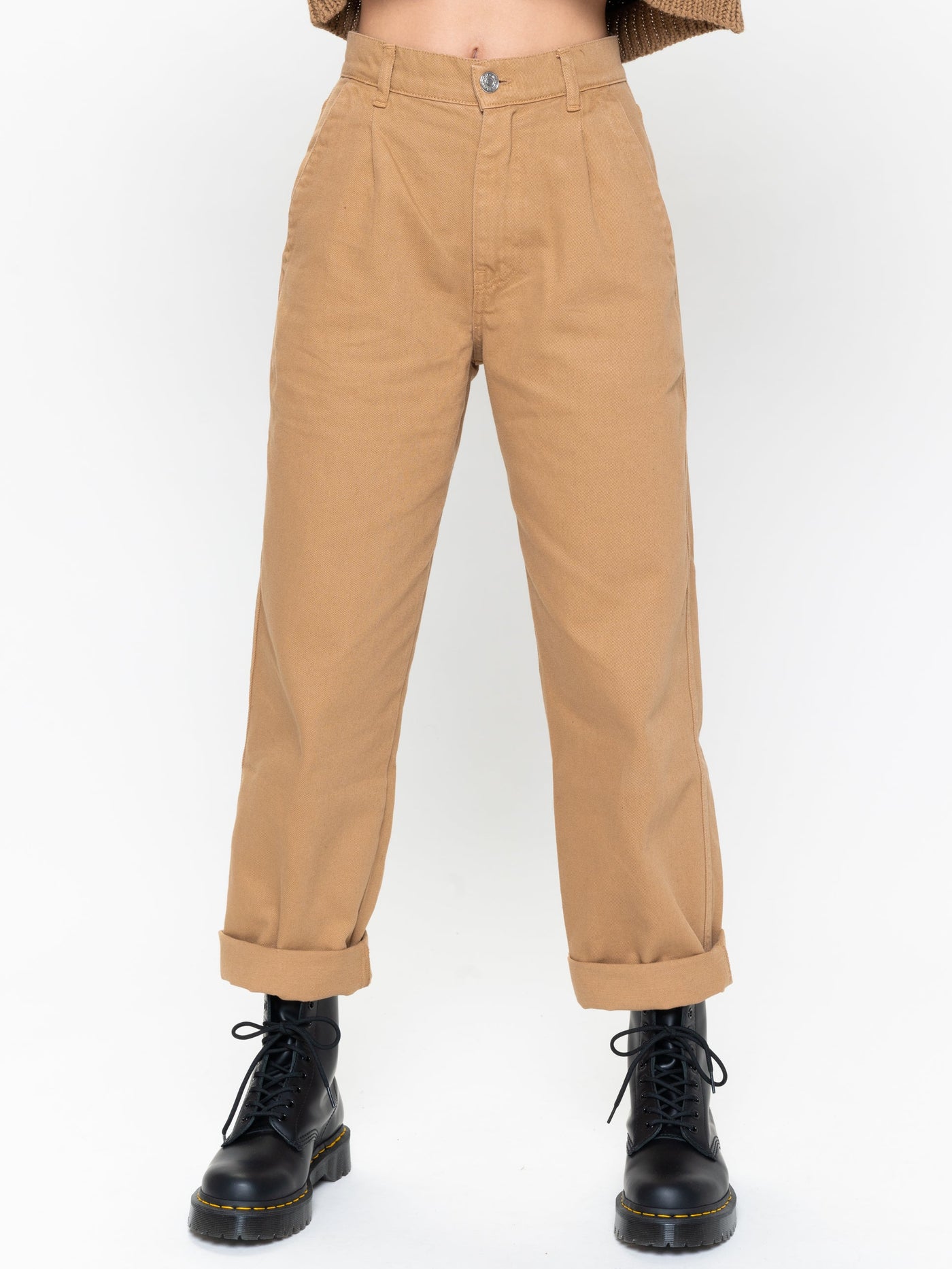 Slouchy Jeans in Honey Beige - Minga London