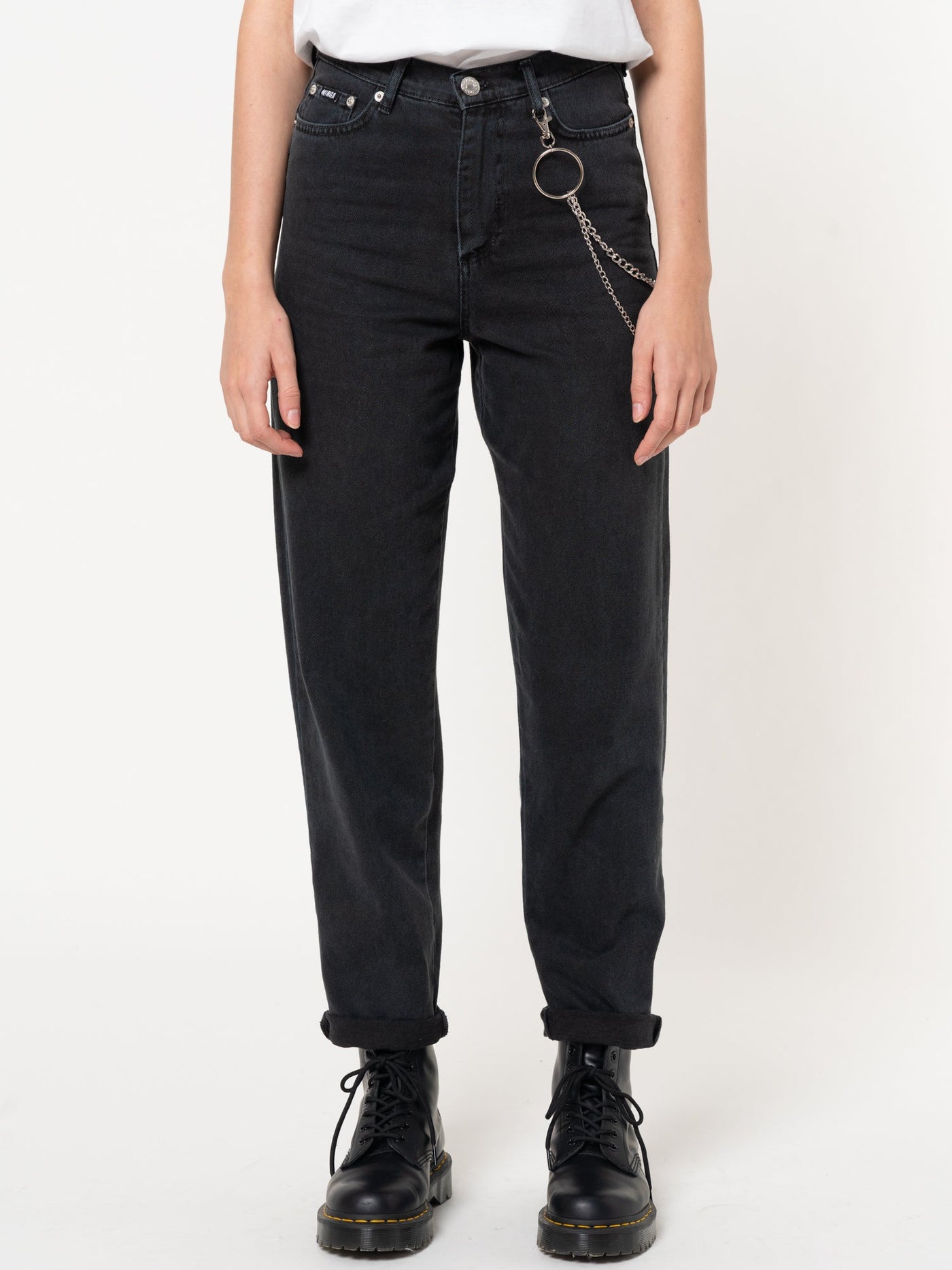 Black Denim Mom Jeans With Chain - Minga London