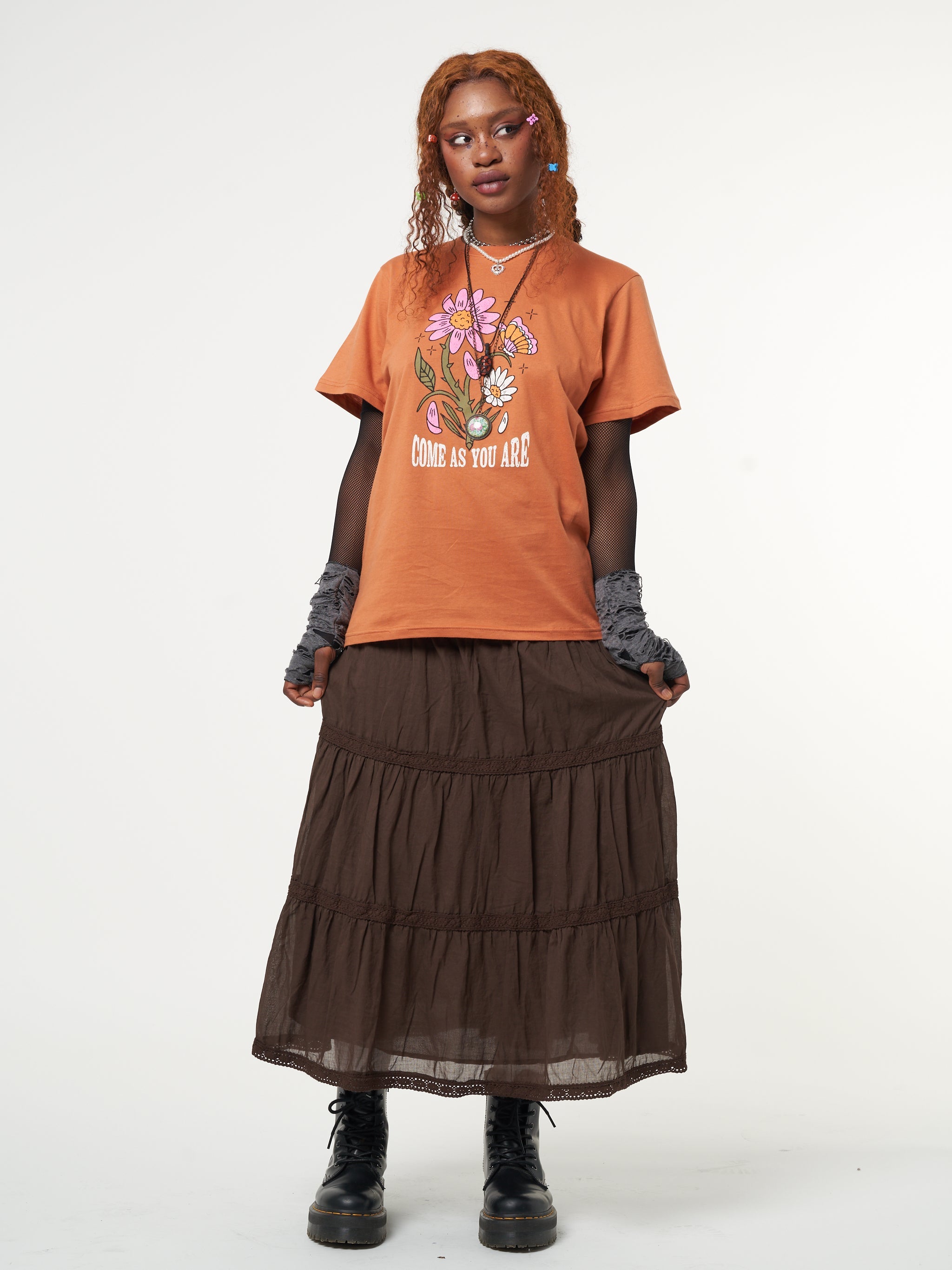 Come As You Are Flowers T-shirt - Minga London
