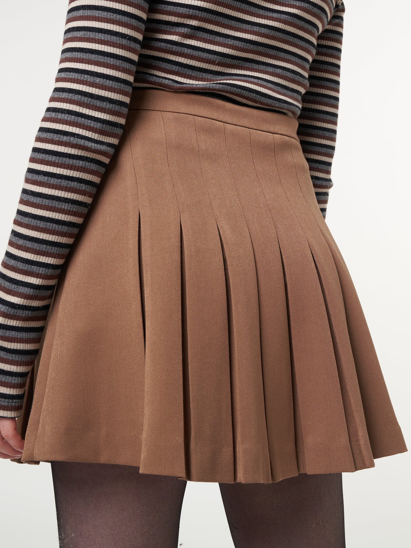 Mocha Pleated Tennis Skirt With Front Chain - Minga London